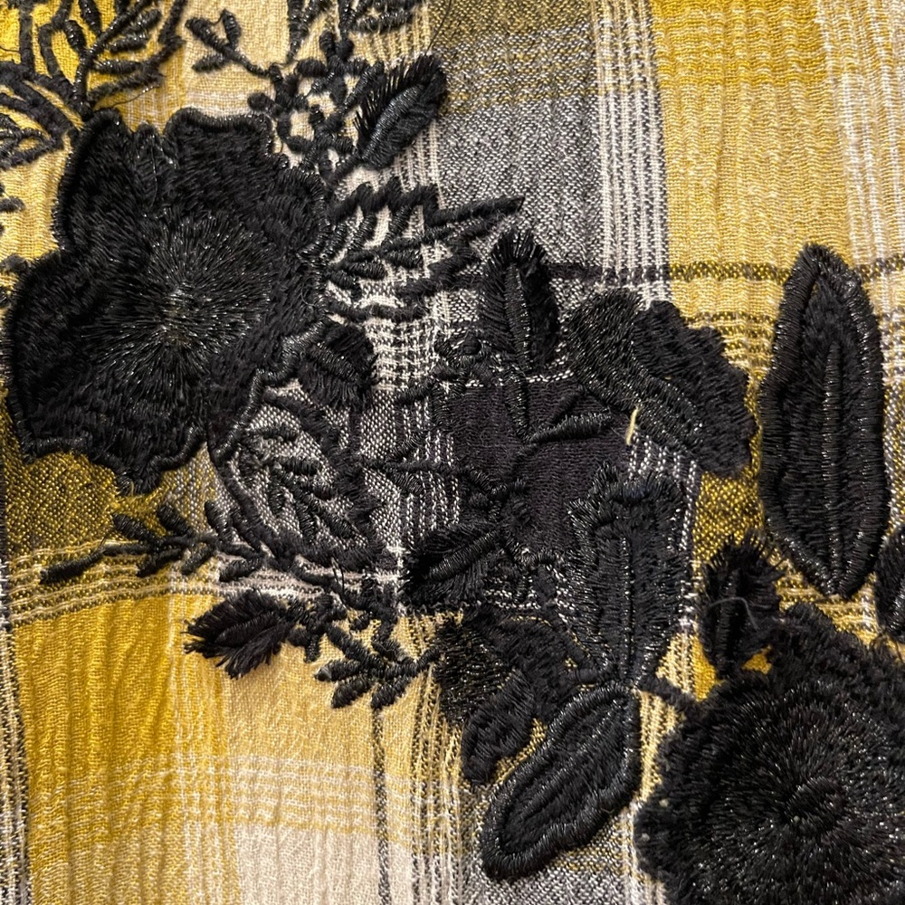 🔥 Maeve Plaid Embroidered Button Down Shirt XS/S – Yellow Black Hi-Low Tunic Top - Picture 4 of 12